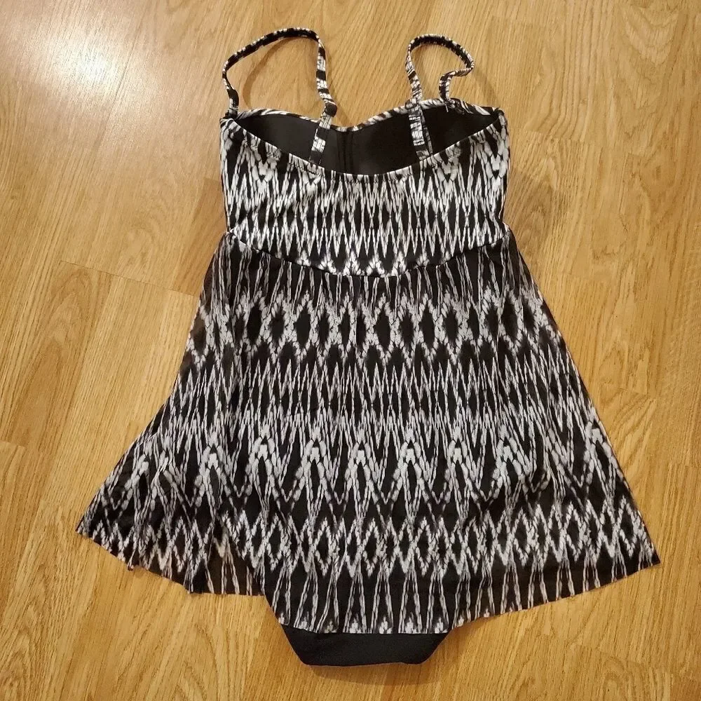 NEW Profile by Gottex Shibori Flyaway One Piece